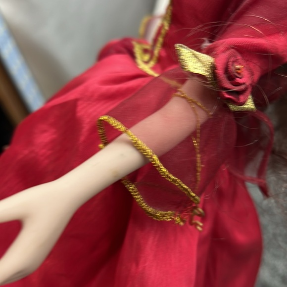Disney Princess Belle Red Dress Gown Porcelain Doll Beauty The Beast Collectible - Picture 9 of 16
